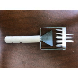 Professional comb for quick exfoliation with additional front forks