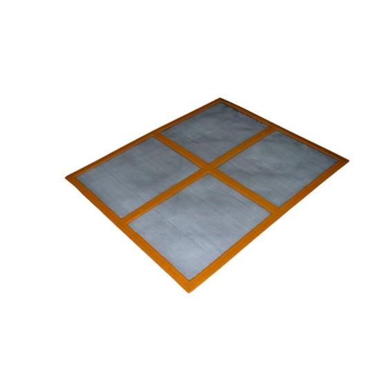 Σκέπαστρο κυψέλης με σήτα αερισμού Σκέπαστρο κυψέλης με σήτα αερισμού