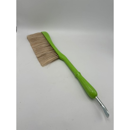 βούρτσα με ενσωματωμένο ξέστρο βούρτσα με ενσωματωμένο ξέστρο